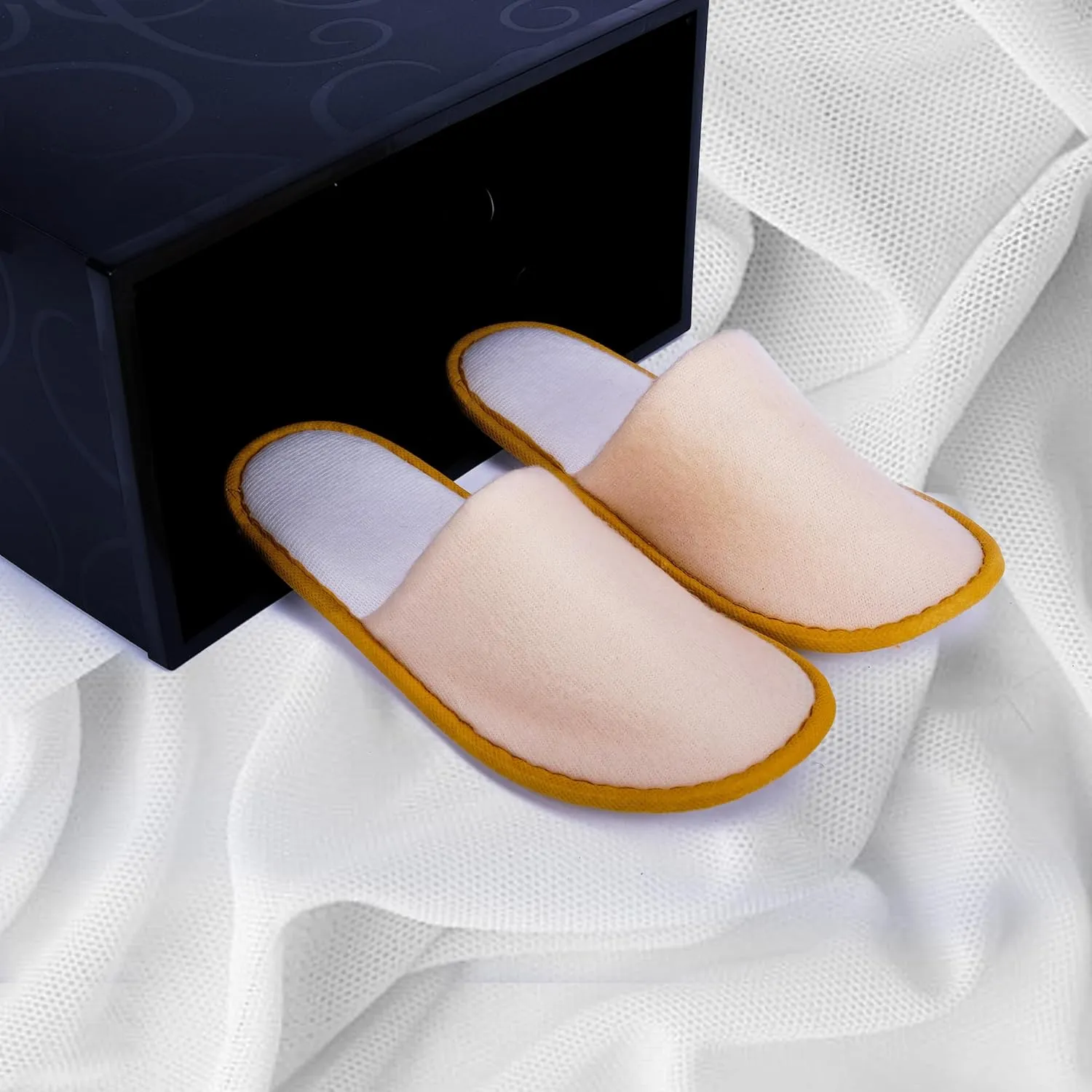 6 Pack Disposable Home Slippers, Bulk Spa Slipper for Guests Closed-Toe Hotel Slipper Convenient Light Comfy House Shoes