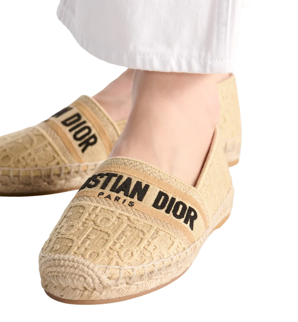 CHRISTIAN DIOR