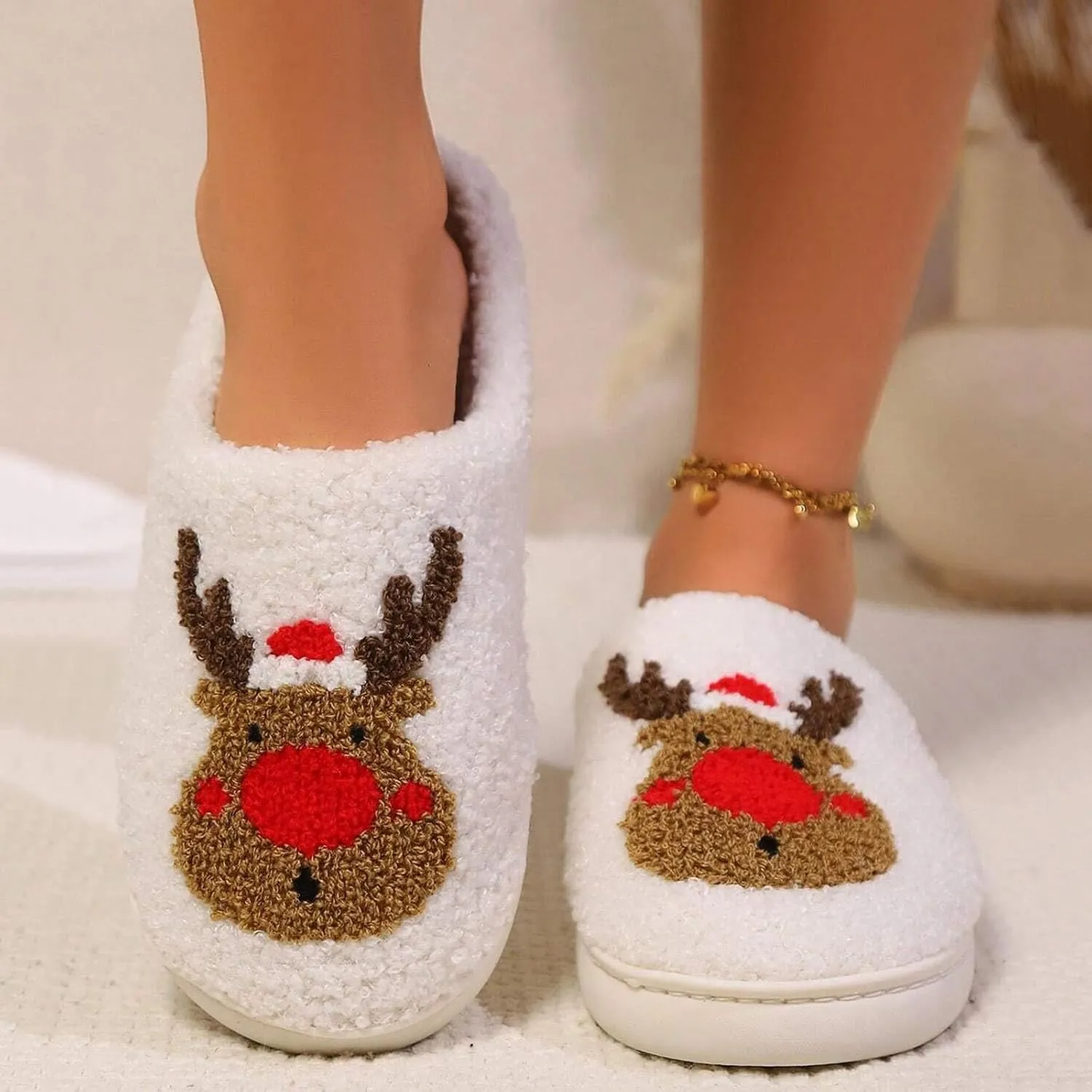 Christmas Slippers for Women Cozy Indoor Fuzzy House Slippers Soft Fur Lined Anti-Skid Memory Foam Winter Bedroom Slippers