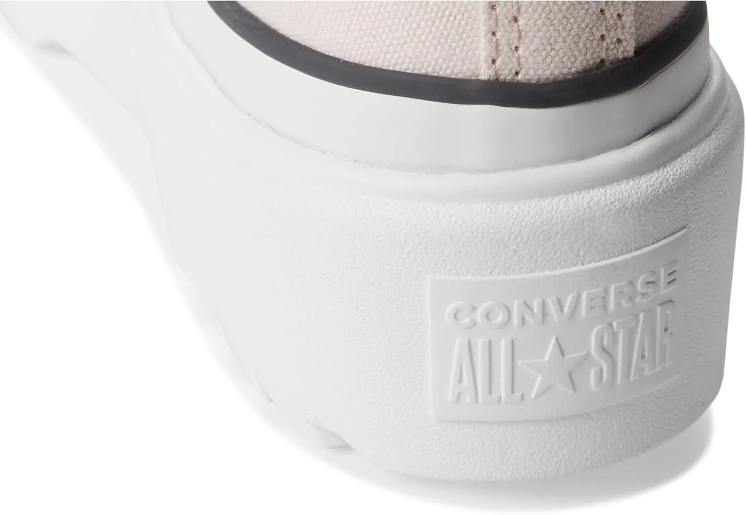Converse Boy's Chuck Taylor All Star Lugged Lift Ruffles (Big Kid) Sneaker