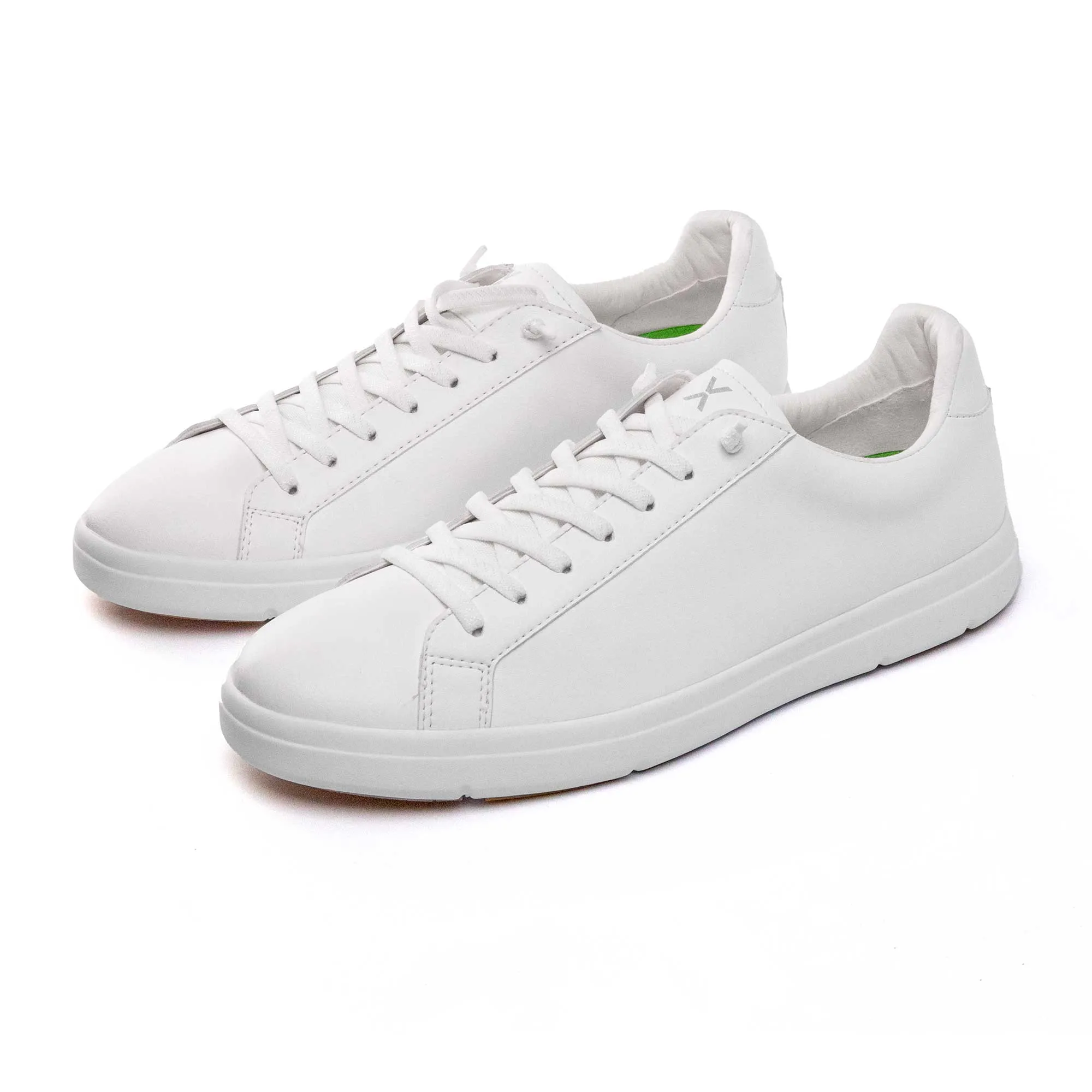 COURT IV - white