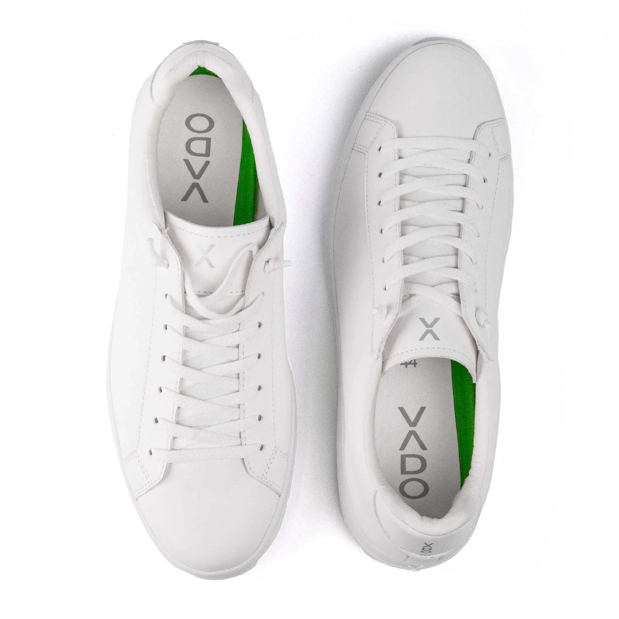 COURT IV - white