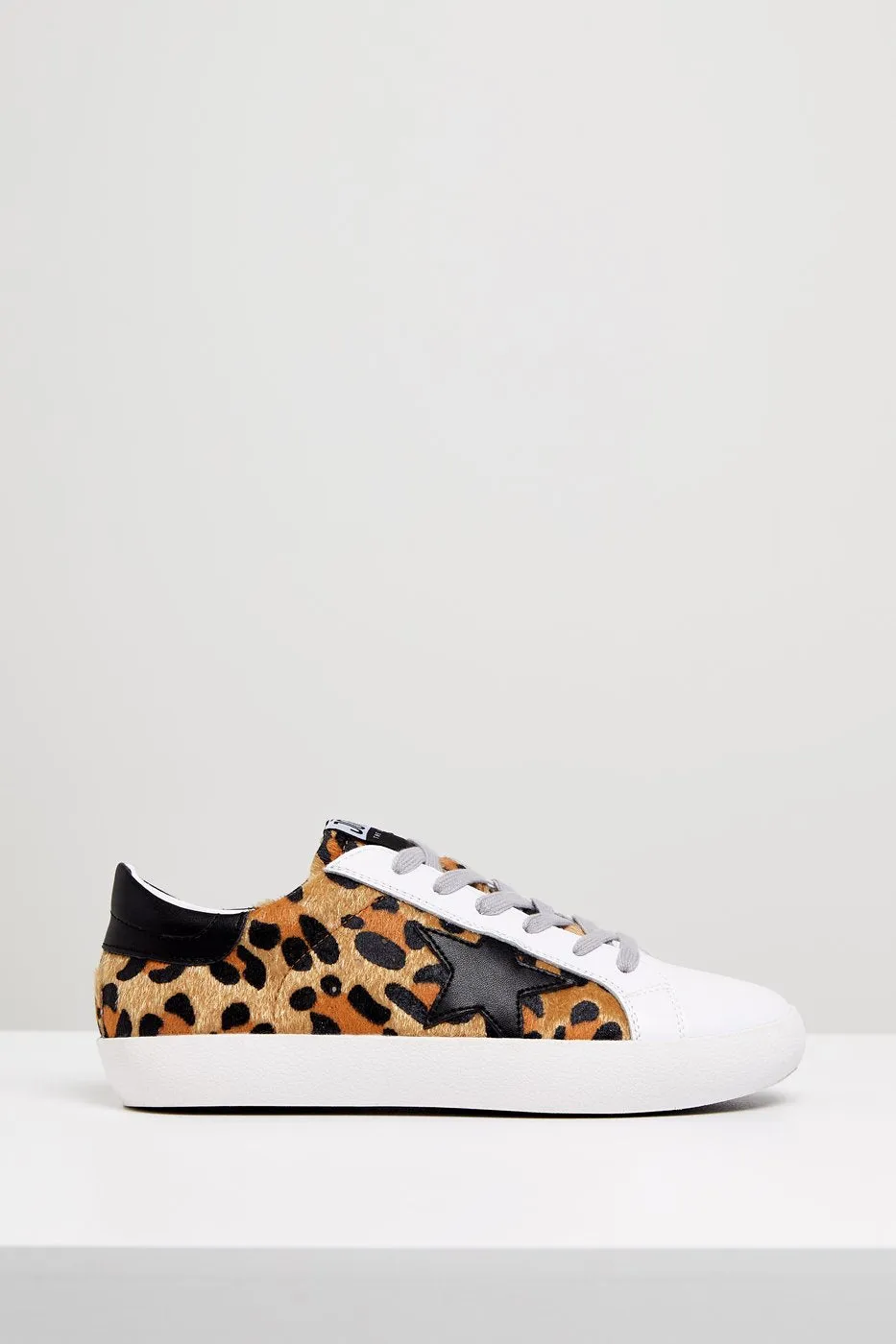 Kobi Sneaker