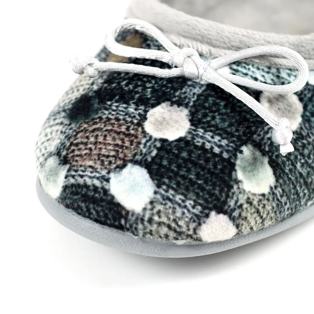 Lunar Magic Women's Full Slipper Pom Pom Effect Grey