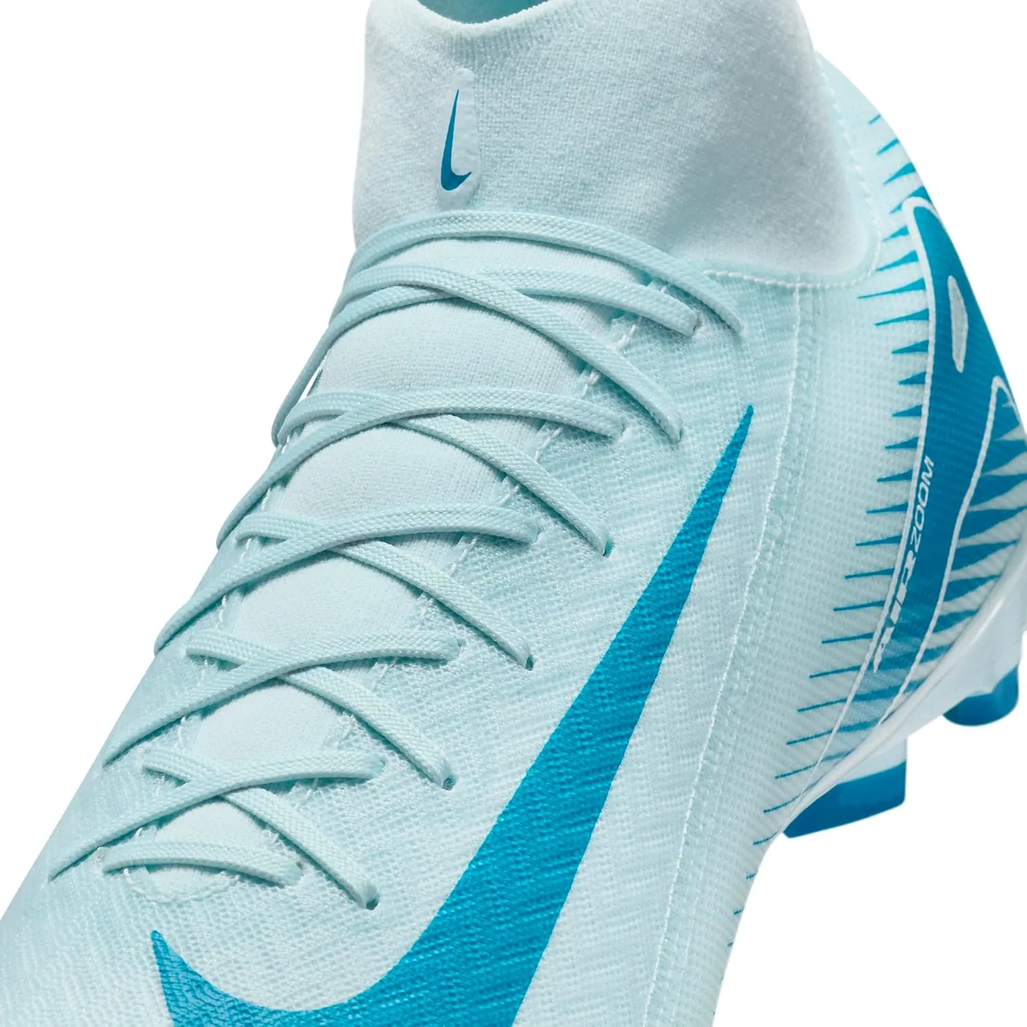 NIKE Men's Sneaker