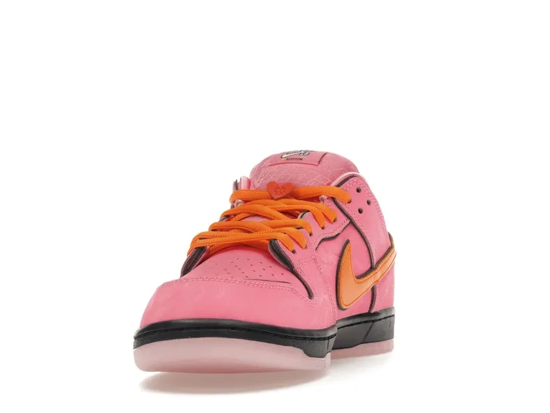 Nike SB Dunk Low Le Superchicche in fiore