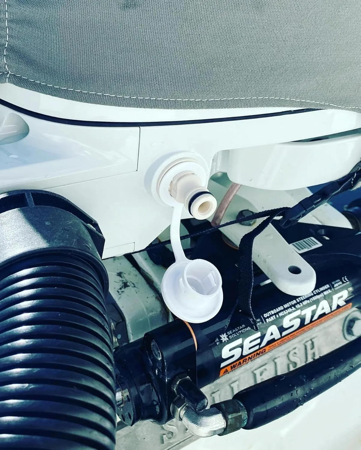 Outboard Quick Connect Flush Kit for Mercury, Suzuki, Yamaha & Honda Boat Engines - Marine Flush Adapter with Cowling Gasket Seal & Quick Connect - UV Stable & Durable Glass Filled Nylon Material