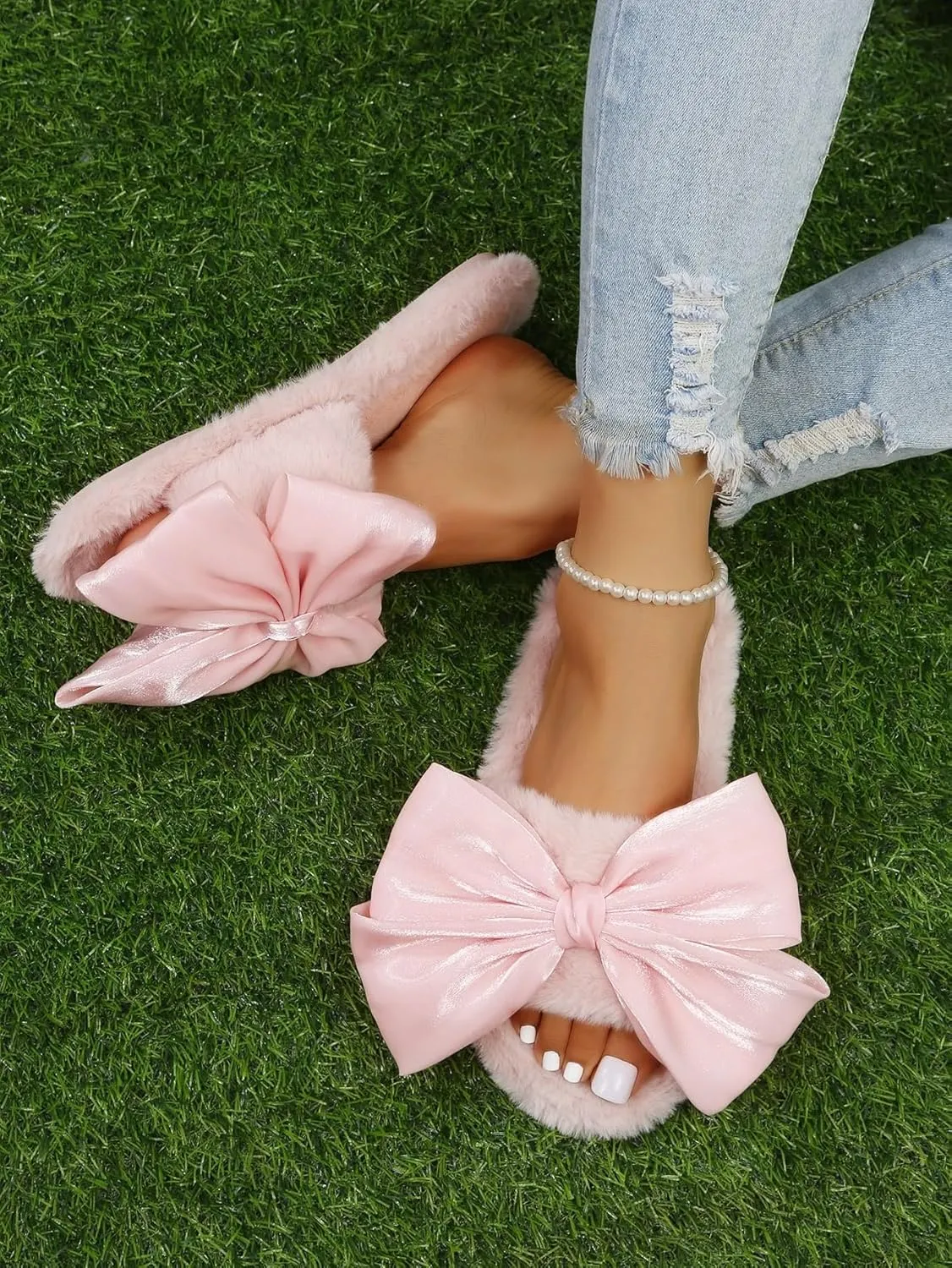OYOANGLE Women's Cute Bow Decor Solid Slippers Fashion Home Slippers Open Toe Furry Bedroom Slipper