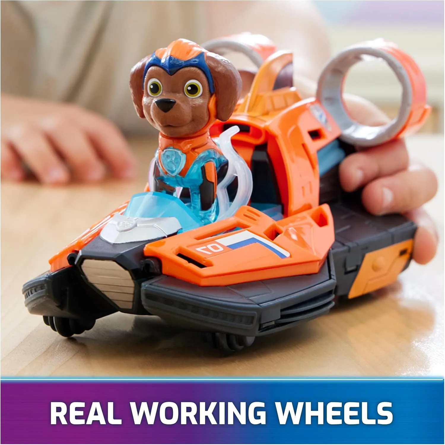 Paw Patrol: The Mighty Movie, Toy Jet Boat with Zuma Mighty Pups Action Figure, Lights and Sounds, Kids Toys for Boys & Girls 3 
