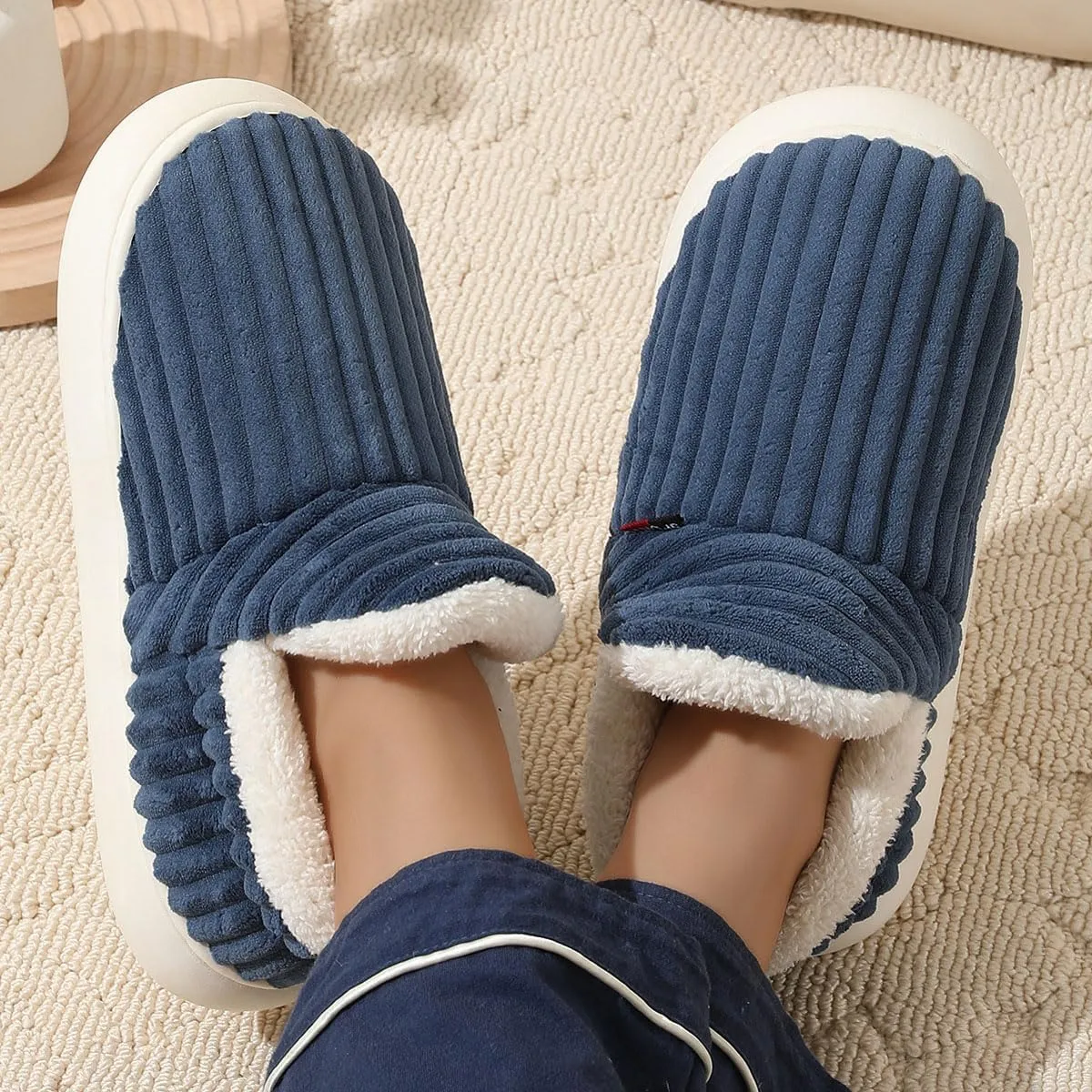 Pluffi Slipper Booties, Cozy Stylish Warm Lining Slippers For Women Men,Thick-Soled Plush Fuzzy House Cloud Slides