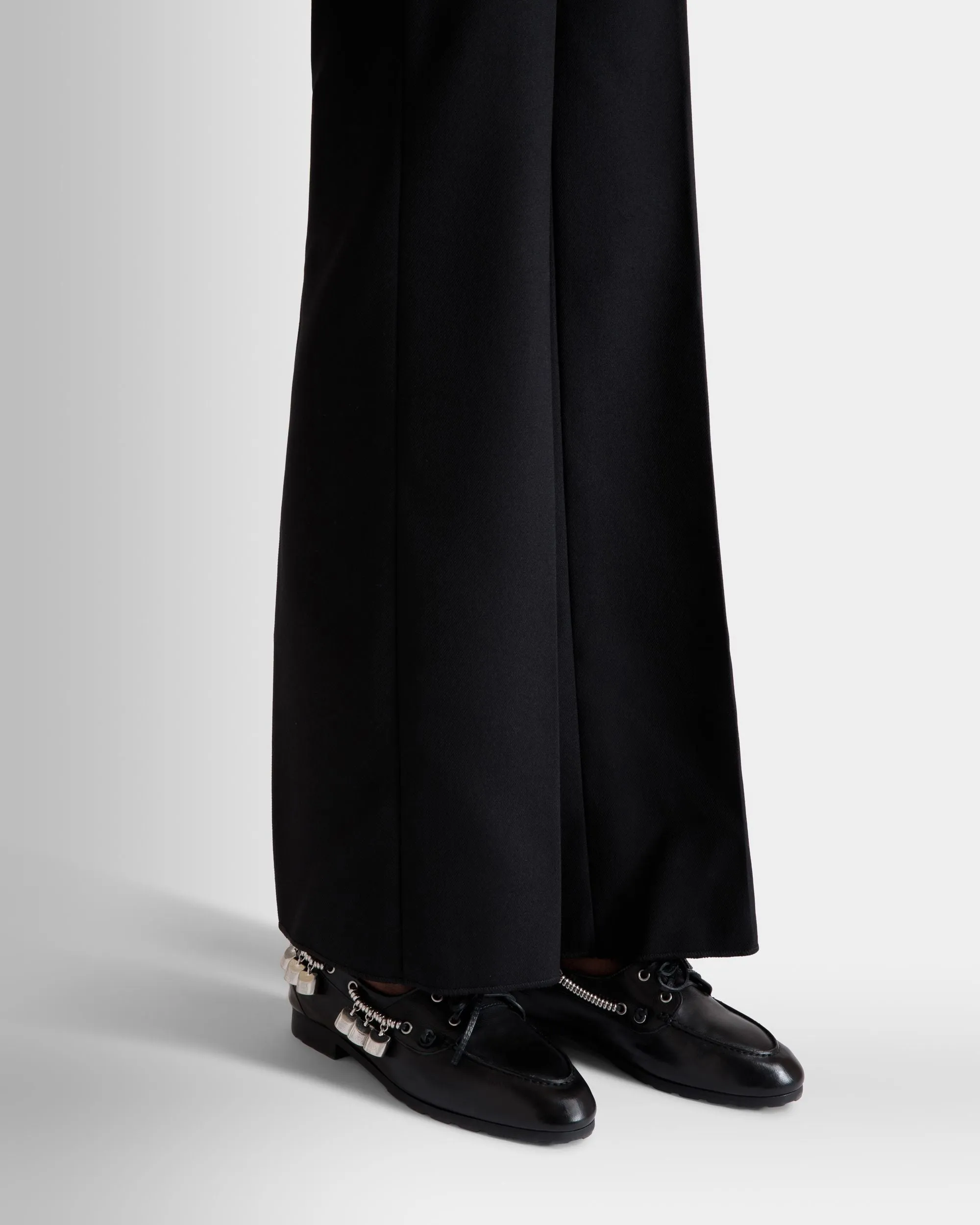 Plume Moccasin In Black Leather