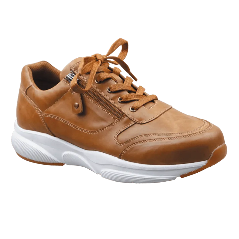 Pure Comfort Aced Leather Sneaker