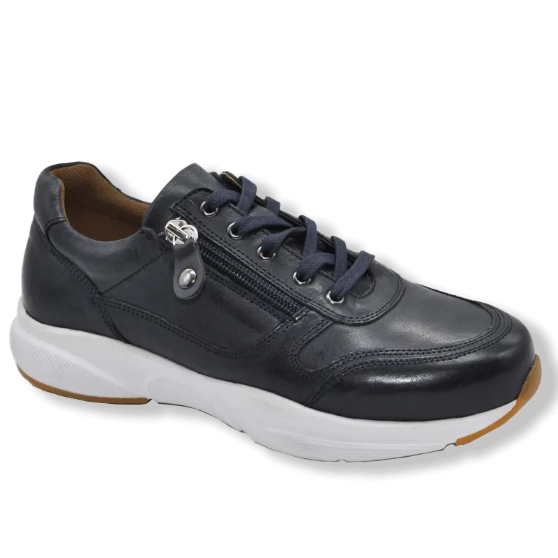 Pure Comfort Aced Leather Sneaker