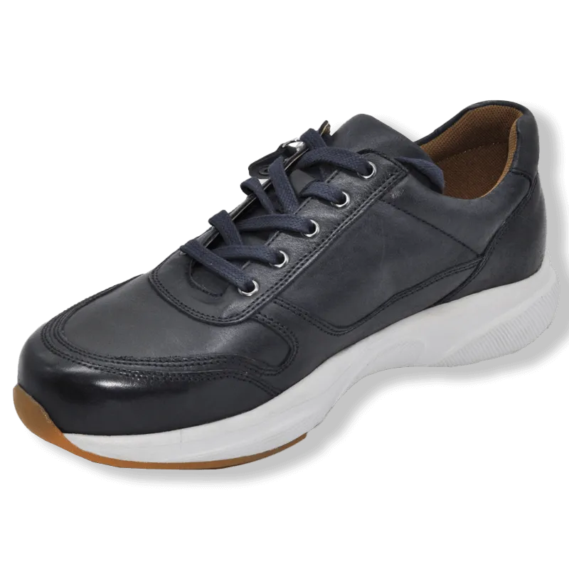 Pure Comfort Aced Leather Sneaker