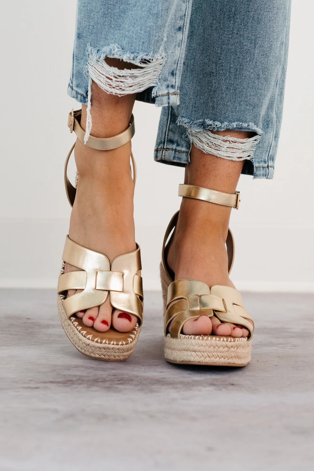 Scarlett Ankle Strap Espadrille Wedge Sandal (Gold)