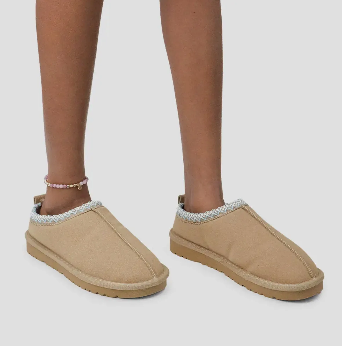 Suede Flatform Slipper in Light Chestnut