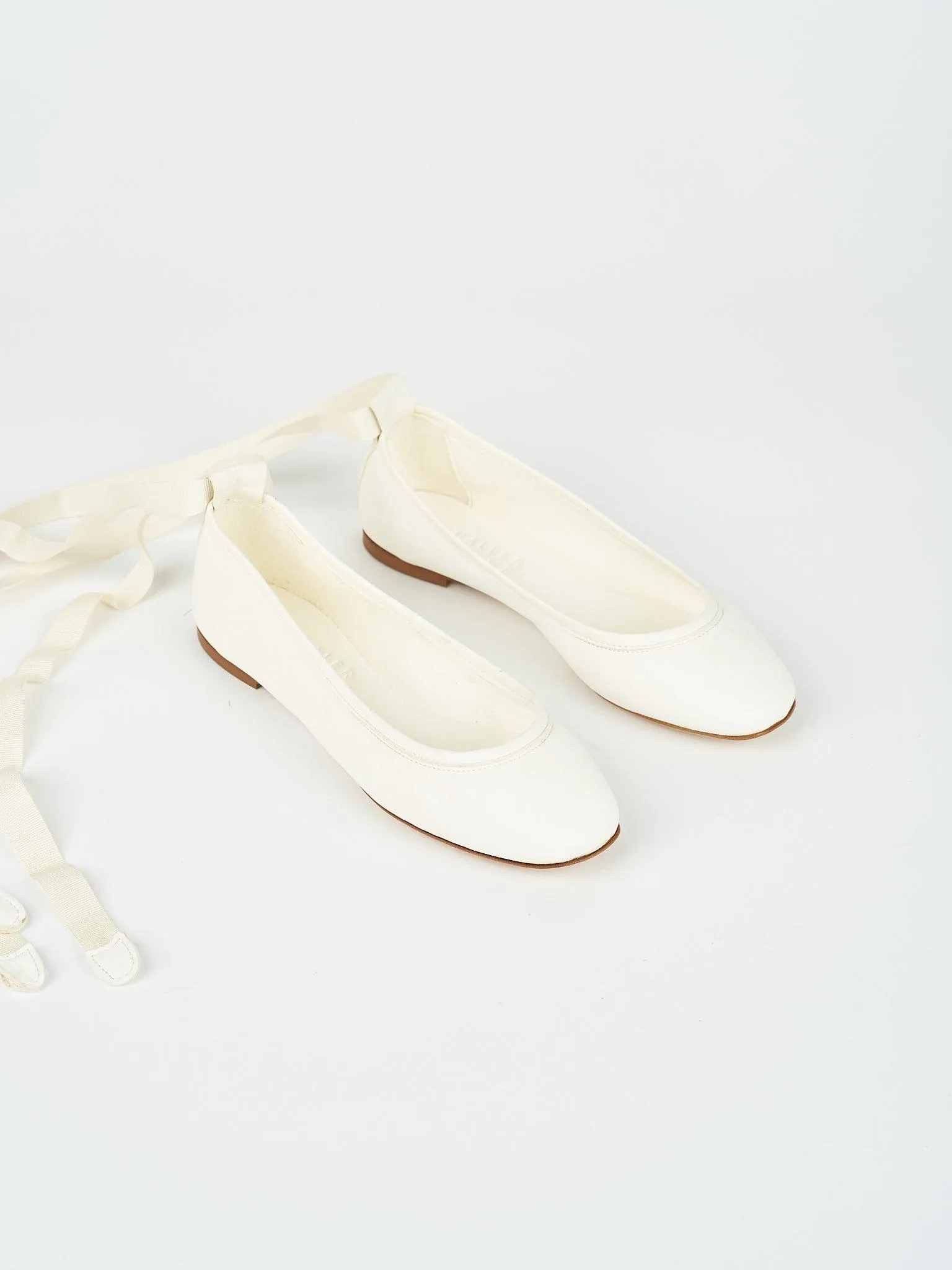 The Modern Ballet in Soft White