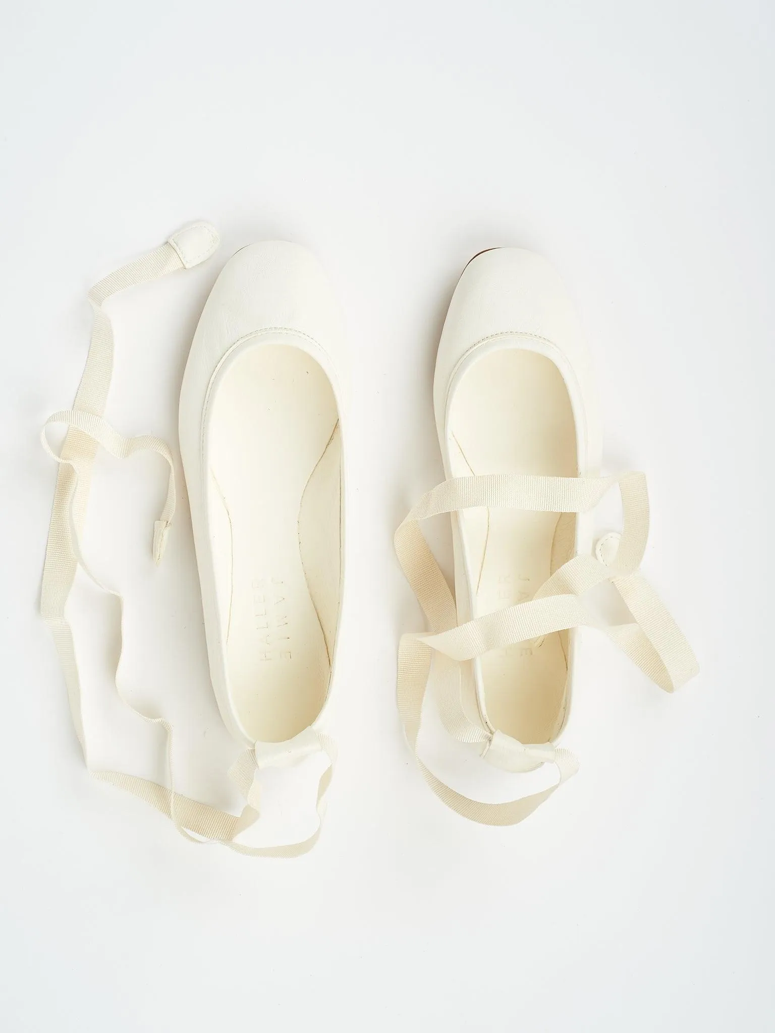 The Modern Ballet in Soft White
