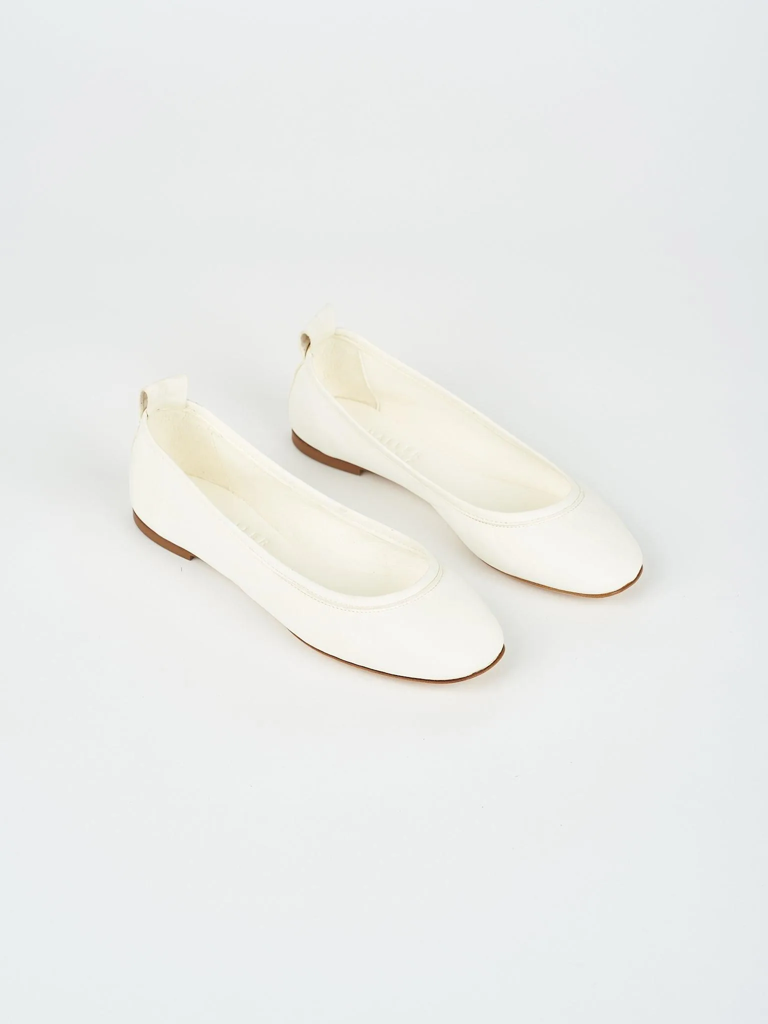 The Modern Ballet in Soft White