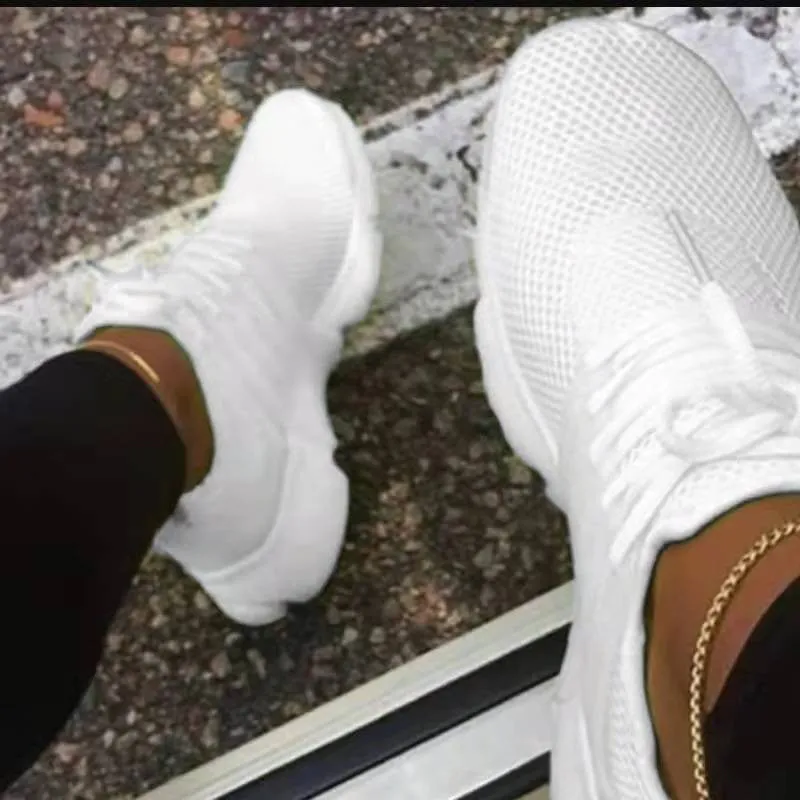 Timeless and supportive orthopedic Shoes