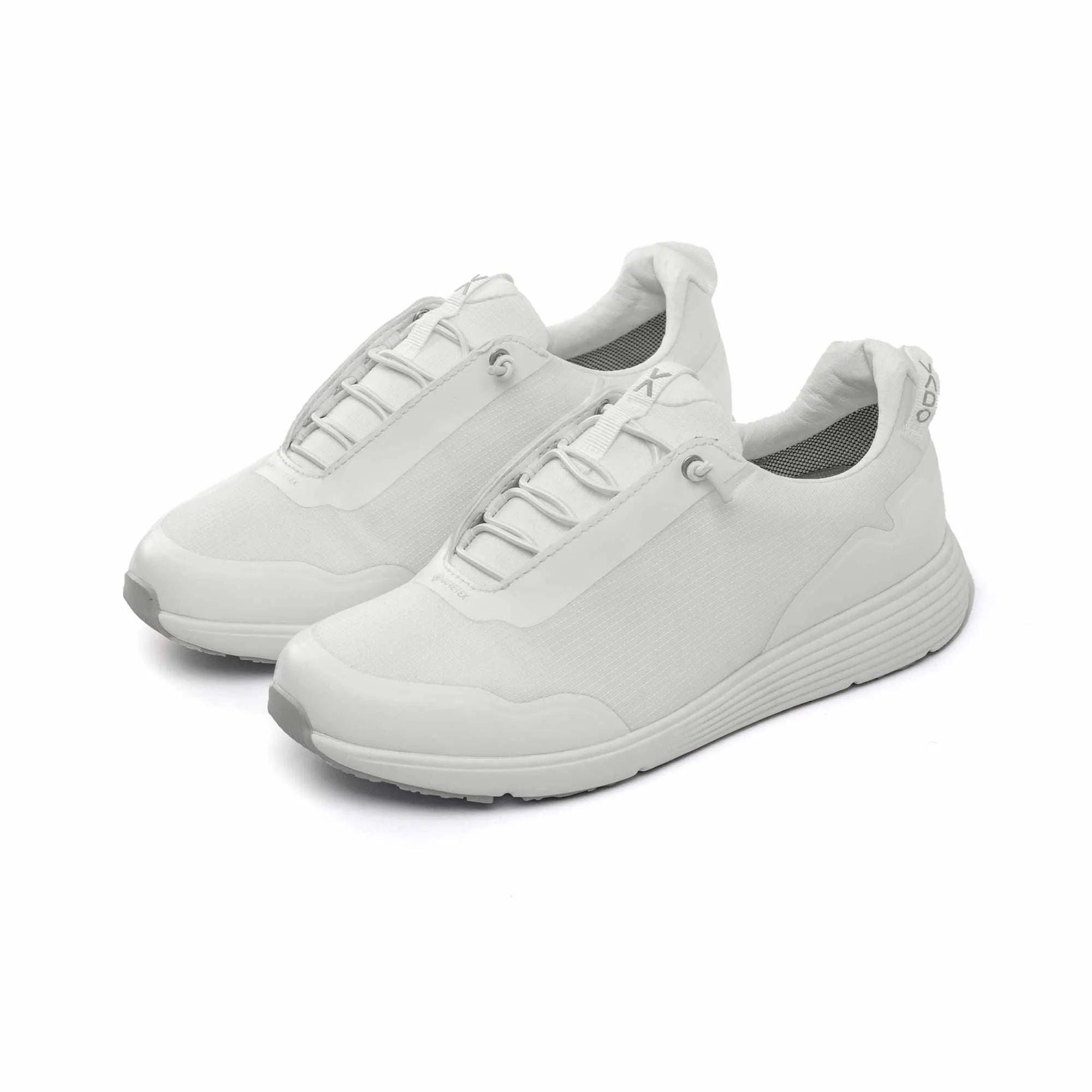 TRAINER III GTX - white