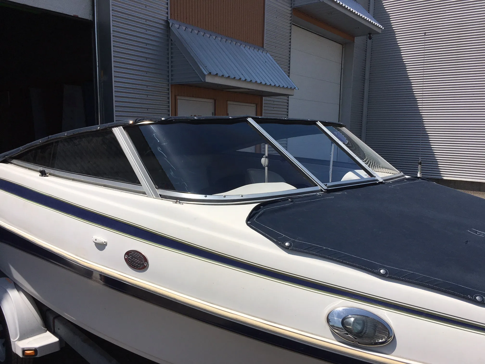 Universal Curved Glass Boat Windshield Repair