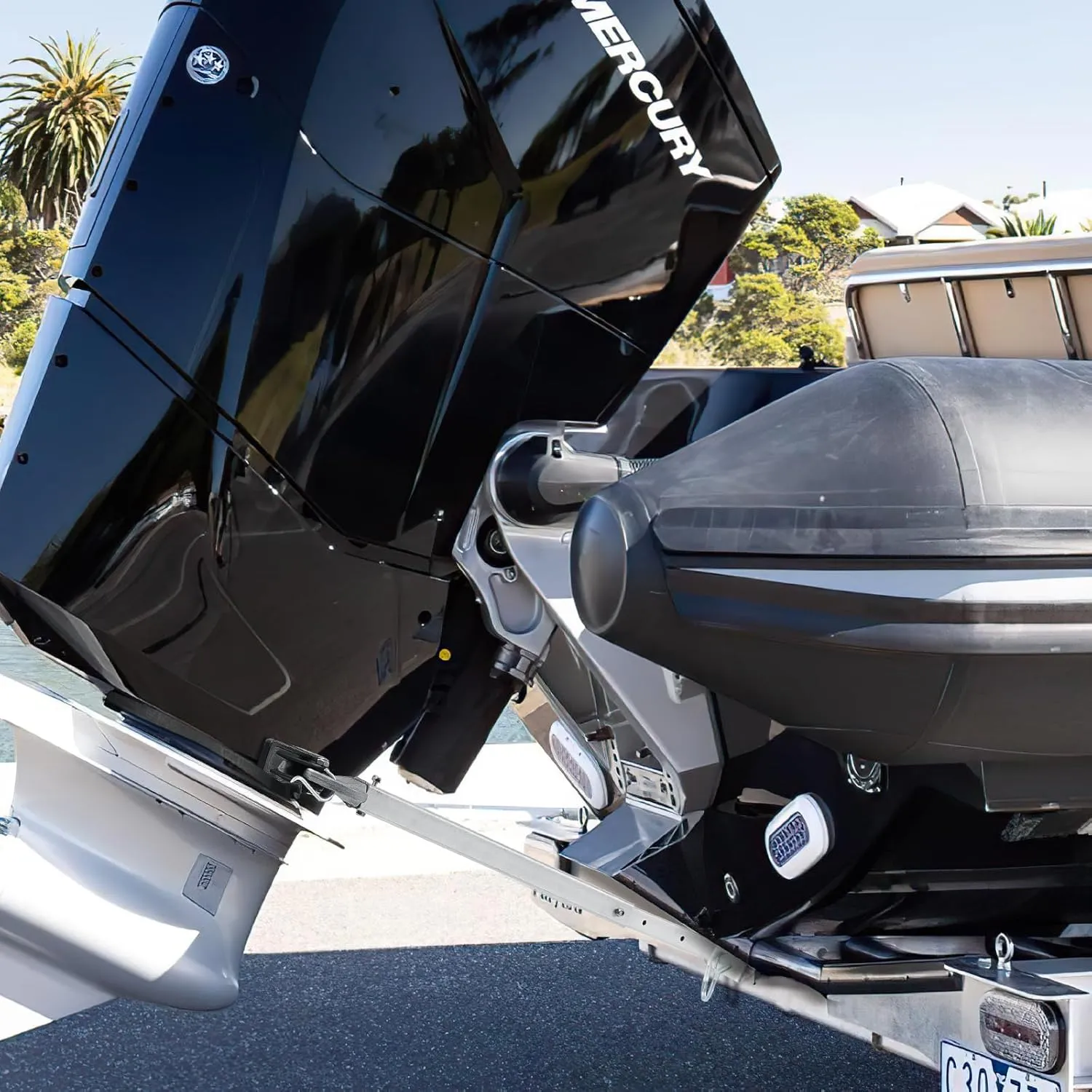 VEVOR Transom Saver, 23" to 62.2" Adjustable Boat Transom Saver, Corrosion-Resistant Easy-to-Install Transom Savers for Outboard Motor, Fit for Roller & Trailer